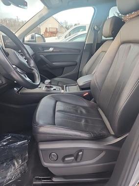2020 Audi Q5 45 Premium Plus