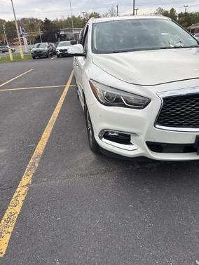 2017 INFINITI QX60 Base
