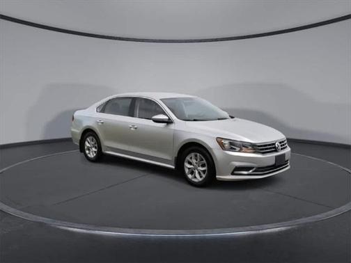 2016 Volkswagen Passat 1.8T S