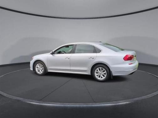 2016 Volkswagen Passat 1.8T S