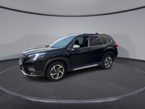 Crystal Black Silica 2023 Subaru Forester Touring