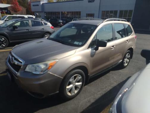 2015 Subaru Forester 2.5i