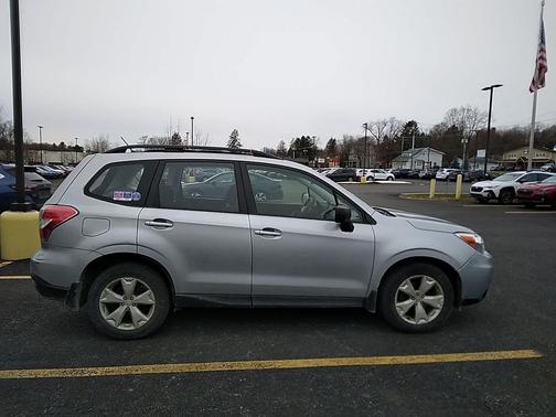 2015 Subaru Forester 2.5i