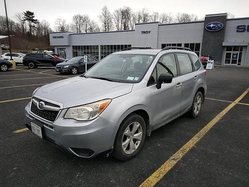 2015 Subaru Forester 2.5i