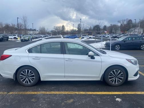 2019 Subaru Legacy Premium