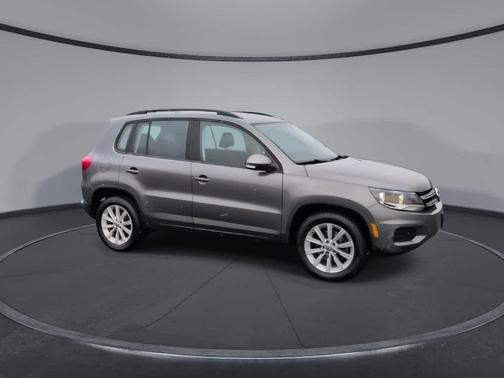 2018 Volkswagen Tiguan Limited 2.0T 4MOTION