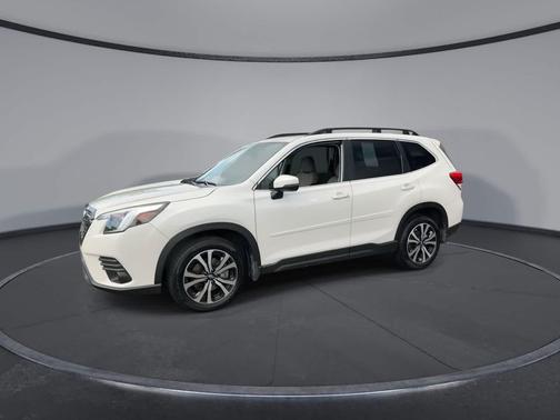 Crystal White Pearl 2023 Subaru Forester Limited