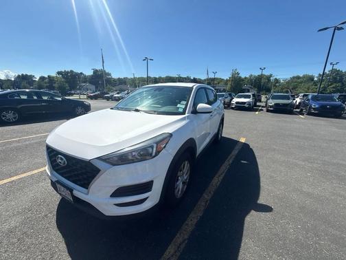 Winter White 2020 Hyundai TUCSON SE