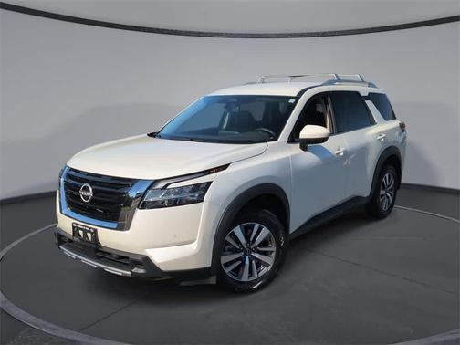 2024 Nissan Pathfinder SL 4WD