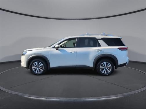 2024 Nissan Pathfinder SL 4WD