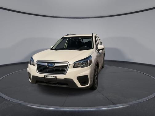 Crystal White Pearl 2020 Subaru Forester Premium