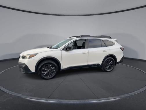 Crystal White Pearl 2021 Subaru Outback Onyx Edition XT