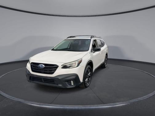 Crystal White Pearl 2021 Subaru Outback Onyx Edition XT