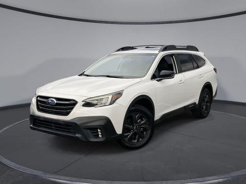 Crystal White Pearl 2021 Subaru Outback Onyx Edition XT