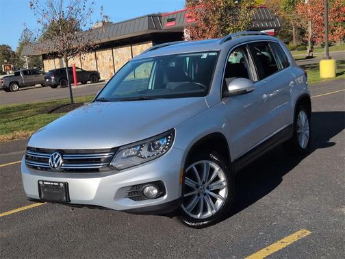 2016 Volkswagen Tiguan SE
