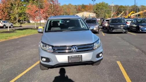 2016 Volkswagen Tiguan SE