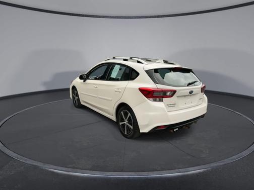 Crystal White Pearl 2020 Subaru Impreza Premium 5-Door