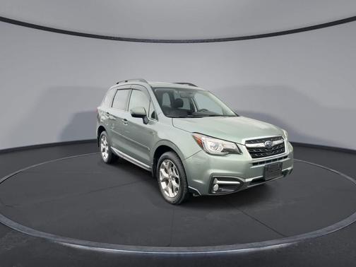 Jasmine Green Metallic 2018 Subaru Forester 2.5i Touring