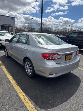 Classic Silver Metallic 2013 Toyota Corolla LE