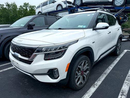 2023 Kia Seltos SX DCT AWD