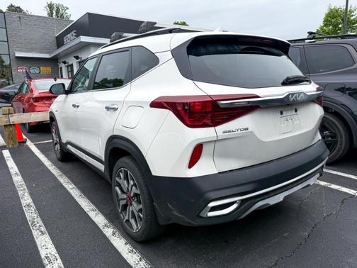 2023 Kia Seltos SX DCT AWD