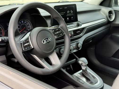 2020 Kia Forte LXS IVT