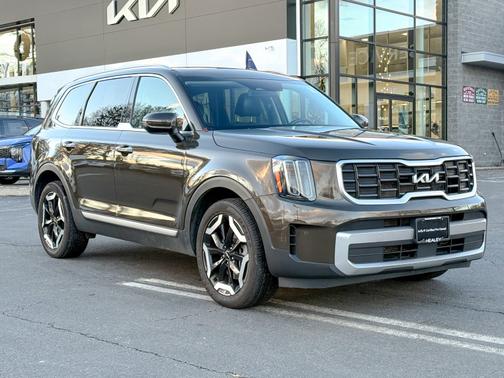 2023 Kia Telluride S AWD