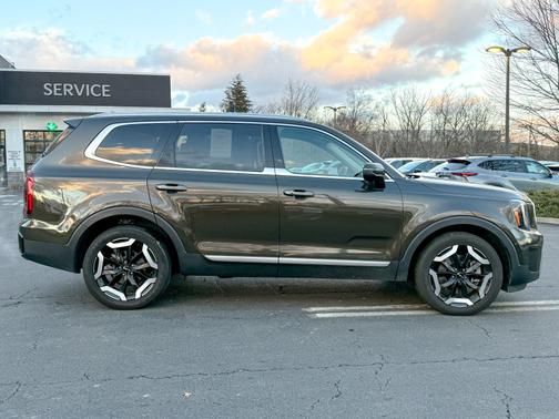 2023 Kia Telluride S AWD