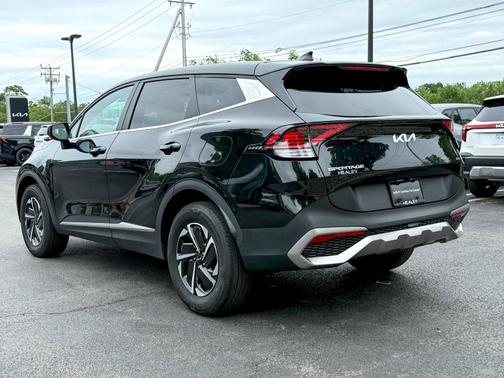 2023 Kia Sportage Hybrid LX