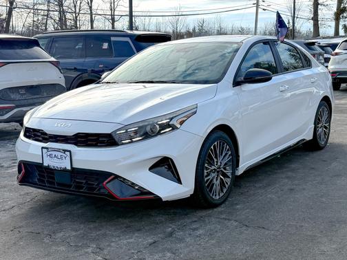 2022 Kia Forte GT-Line IVT