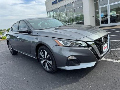 Gun Metallic 2022 Nissan Altima 2.5 SV