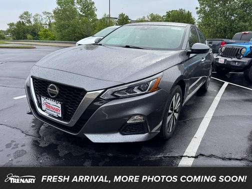 Gun Metallic 2022 Nissan Altima 2.5 SV