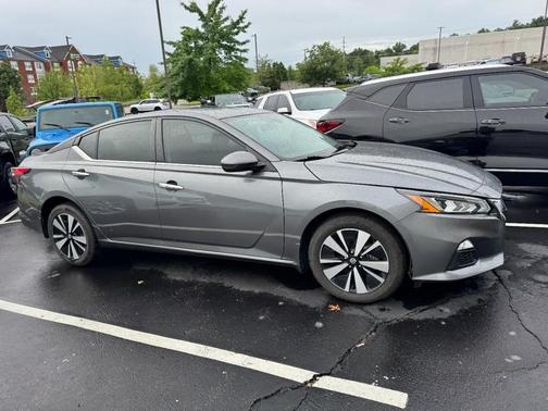 Gun Metallic 2022 Nissan Altima 2.5 SV