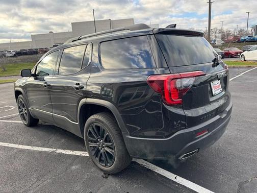 2023 GMC Acadia FWD SLT