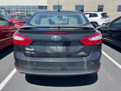 Tuxedo Black Metallic 2014 Ford Focus SE