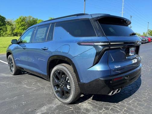 2025 Chevrolet Traverse RS