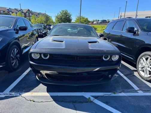 Pitch Black Clearcoat 2023 Dodge Challenger SXT