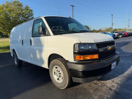 2025 Chevrolet Express 3500 RWD 3500 Extended Wheelbase WT