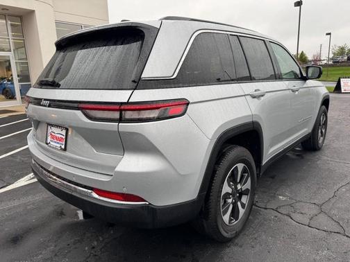 2024 Jeep Grand Cherokee 4xe Base