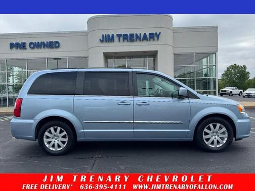 2013 Chrysler Town & Country Touring
