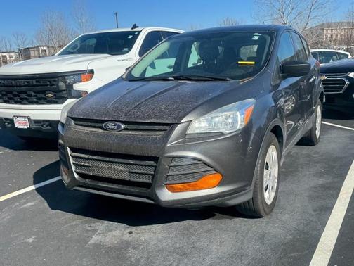 2016 Ford Escape S