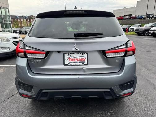 Mercury Gray Metallic 2022 Mitsubishi Outlander Sport SE