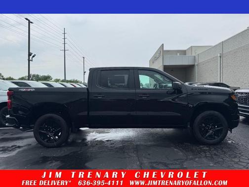 Black 2026 Chevrolet Silverado 1500 Custom