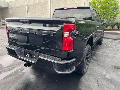 Black 2026 Chevrolet Silverado 1500 Custom
