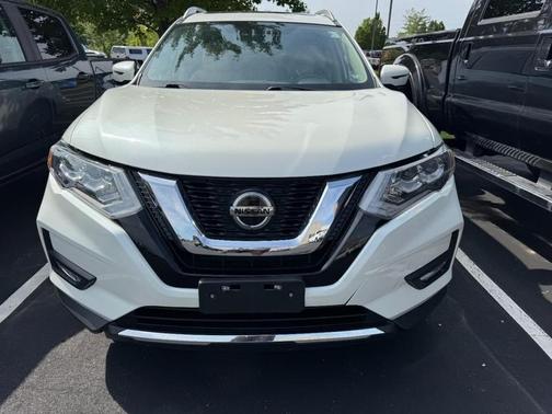 Pearl White Tricoat 2020 Nissan Rogue SL