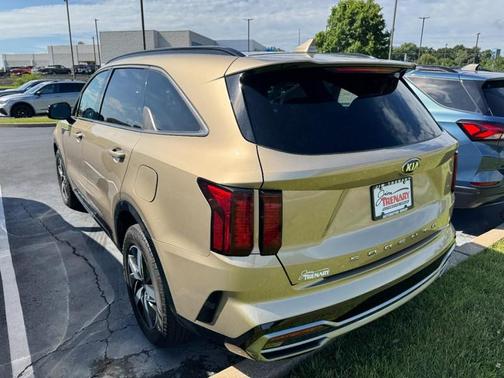 Crystal Beige 2021 Kia Sorento S