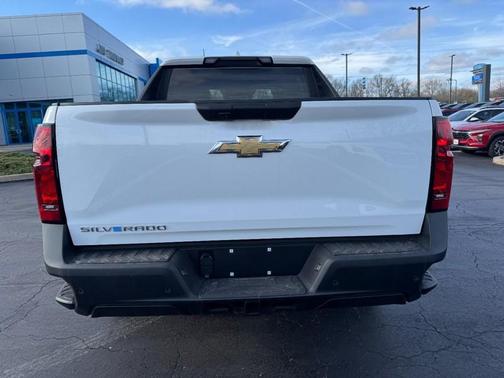 Summit White 2026 Chevrolet Silverado EV Custom - Standard Range 4WD