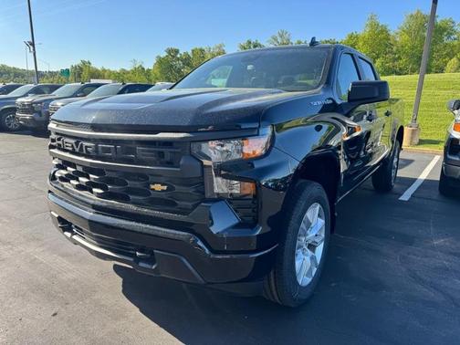 Black 2026 Chevrolet Silverado 1500 Custom