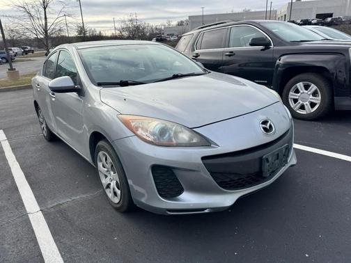 2013 Mazda Mazda3 i Sport
