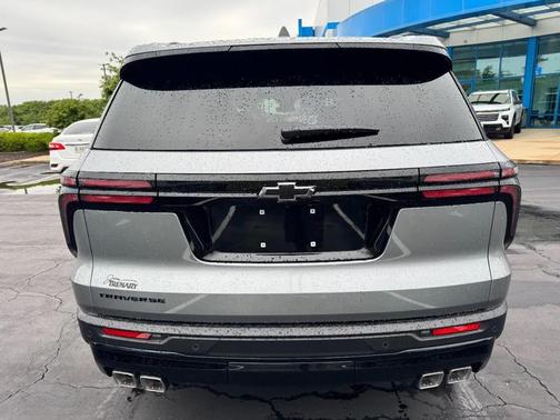 Sterling Gray Metallic 2026 Chevrolet Traverse LT
